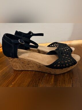 Toms Cork Wedge Sandals 9.5